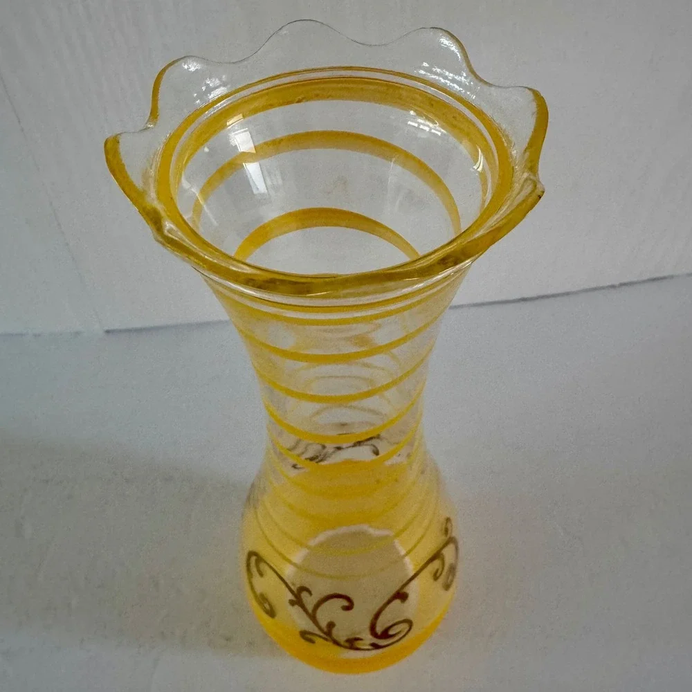 Vintage Style Yellow Hand Painted Glass Bud Vase Ruffled Rim Gold Filigree 9
